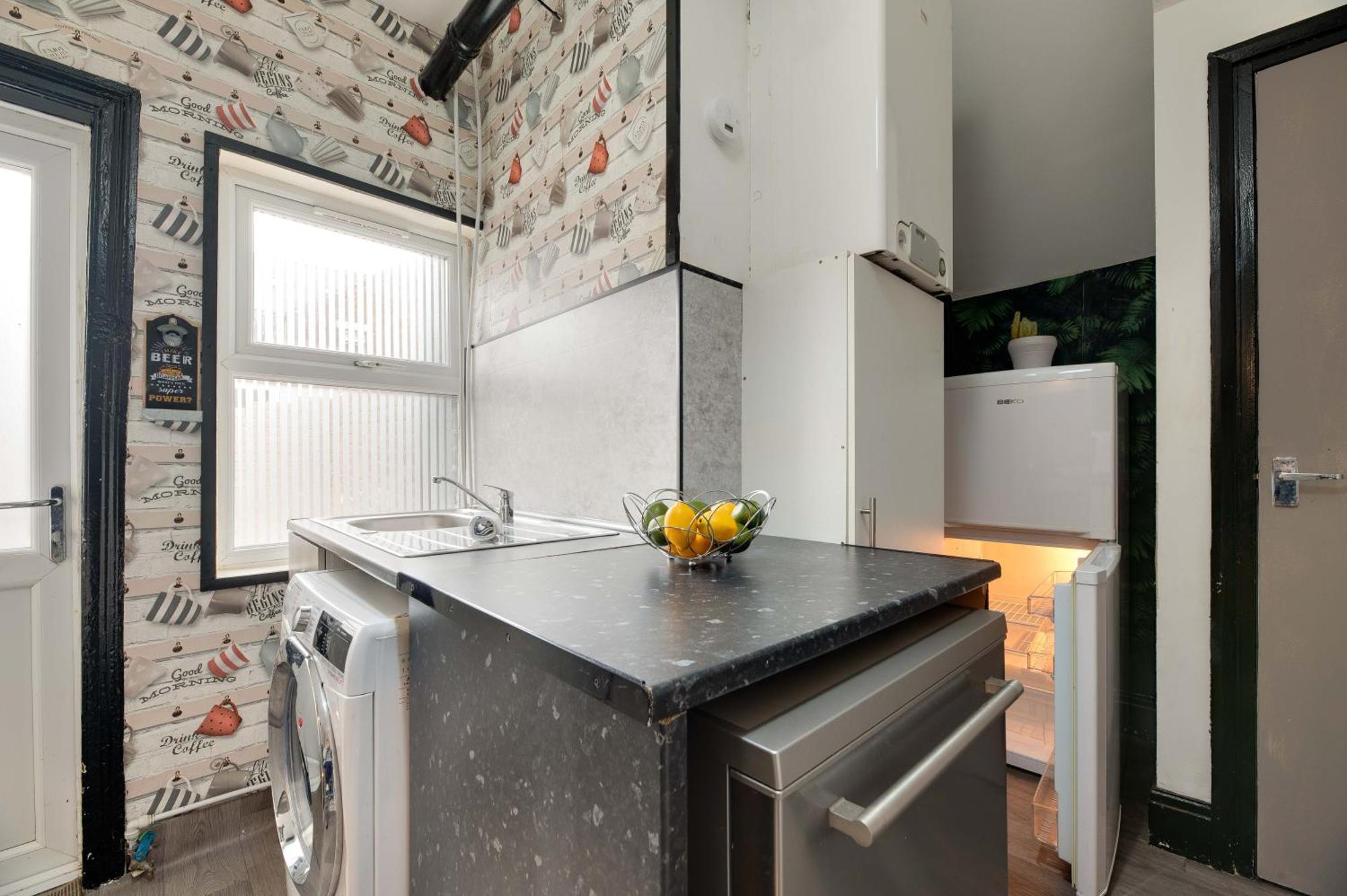 Apartment 5